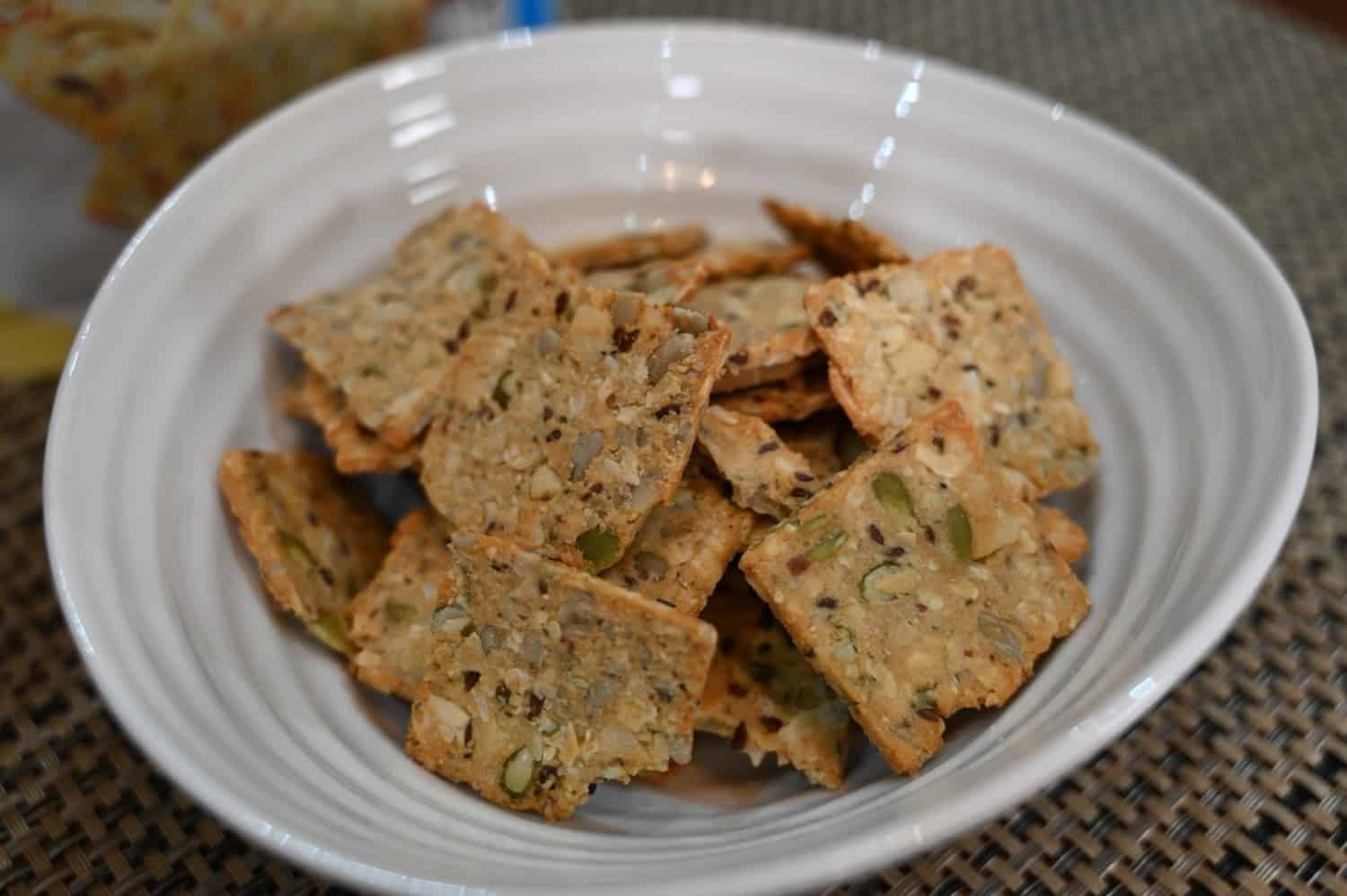 A close-up of a bowl of the keto crackers.