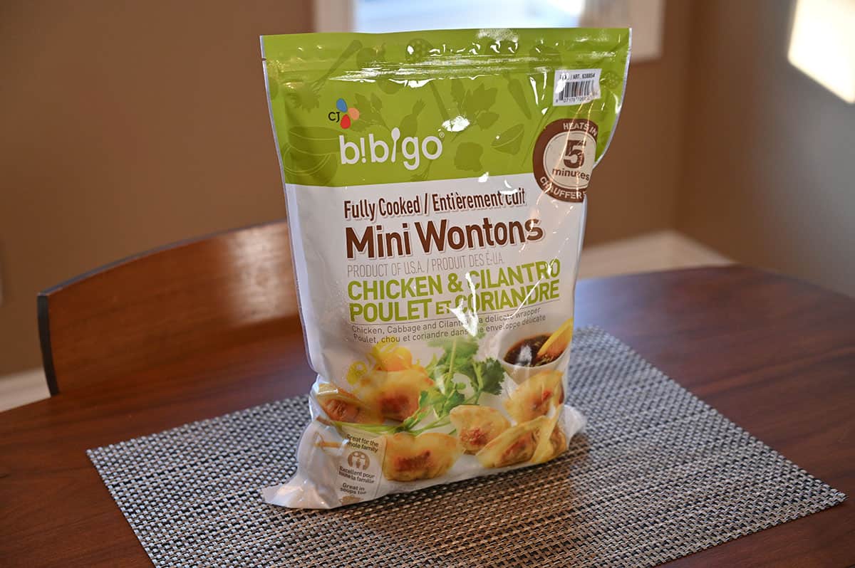 A bag of the Costco Bibigo Fully Cooked Chicken & Cilantro Mini Wontons.