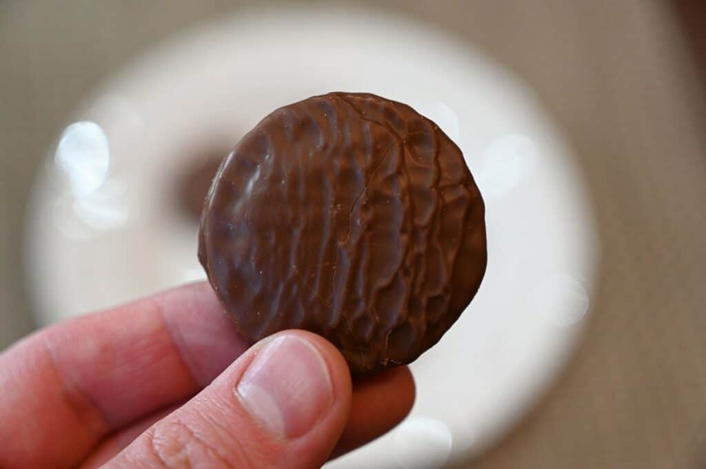 Costco Le Chic Patissier Chocolate Caramel Dutch Cookies close up photo of one cookie