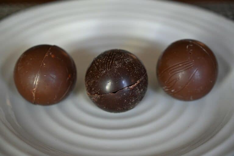 Costco Deavas Hot Chocolate Bombs Review Costcuisine