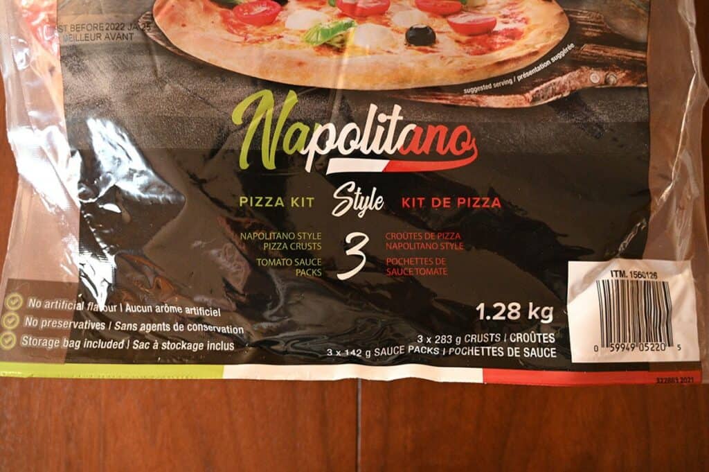 Costco Molinaro's Napolitano Pizza Kit  image of packaging on pizza crust kit that says there are three pizza crusts and three sauces