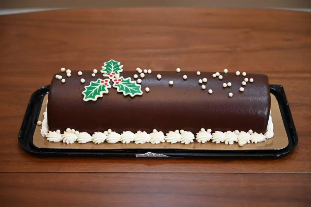 A photo of the Kirkland Signature Yule Log with the plastic cover removed.