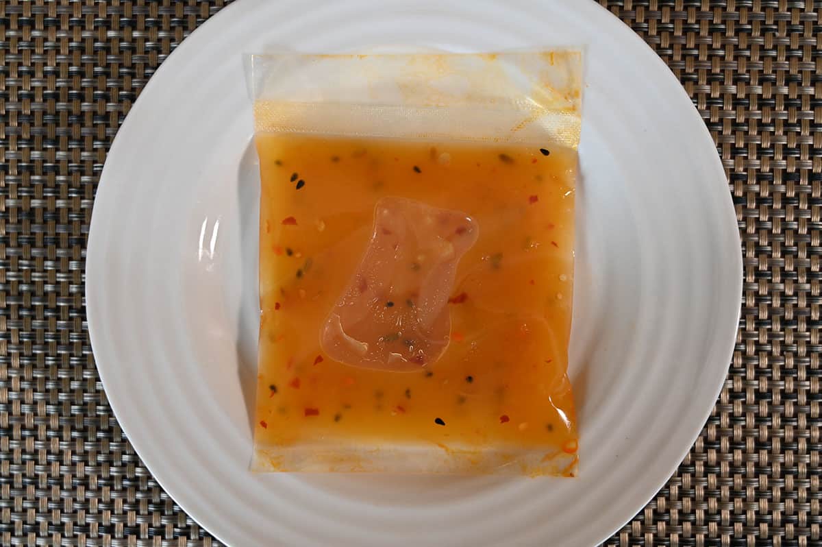 Image of the Costco Spice Mantra Tandoori Chicken mango chutney sauce packet. 