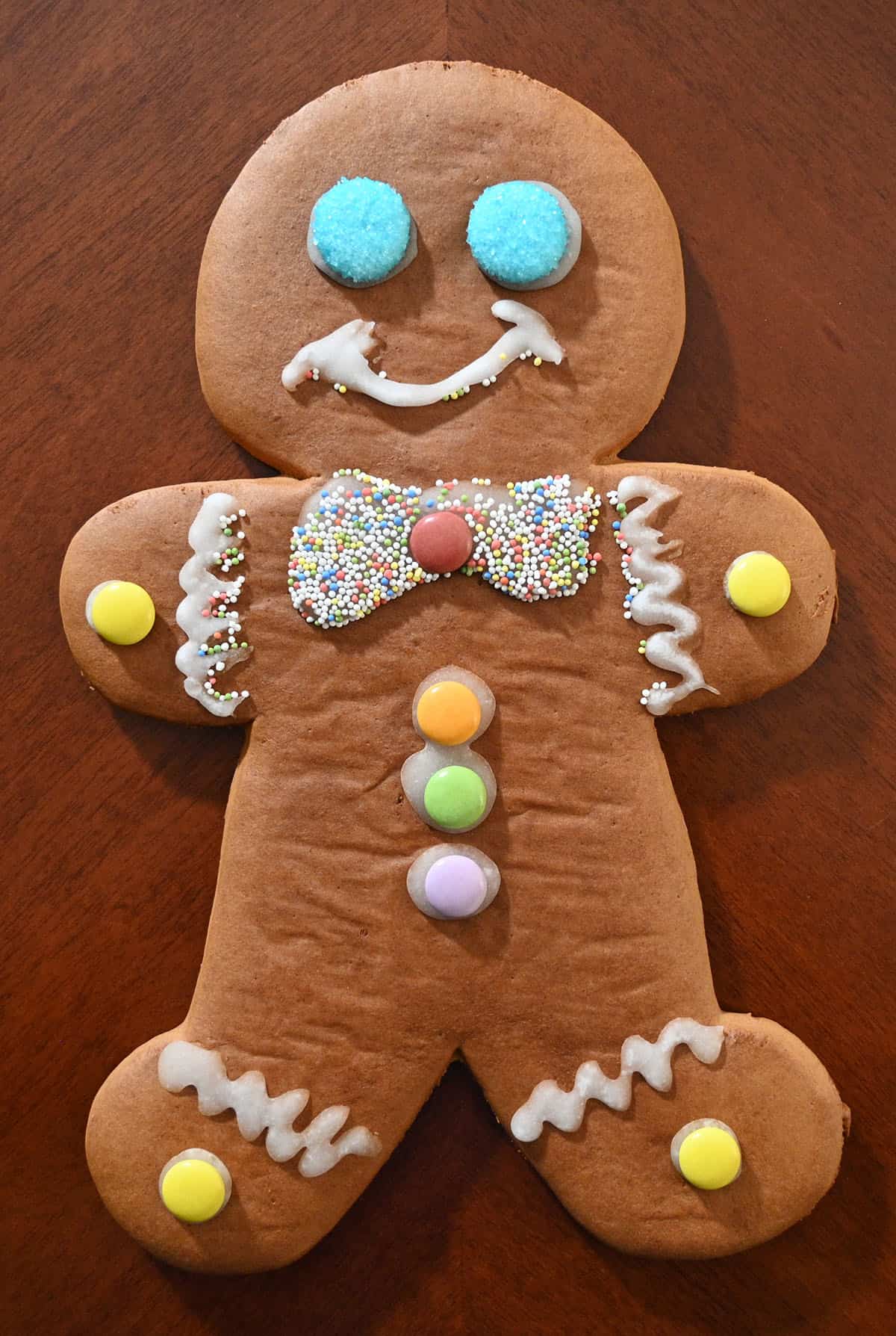 Closeup image of the decorated ginger person after drying.