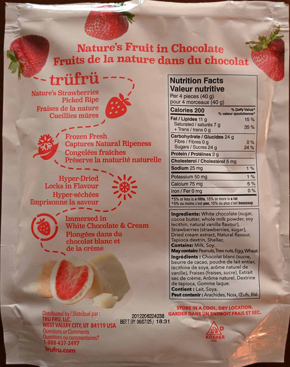 Image of the back of the bag of the white chocolate & cream covered strawberries.