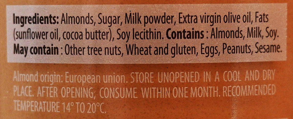 Image of the ingredients for the almond cream from the back of the jar.