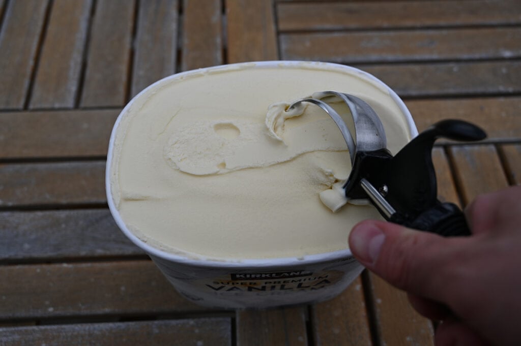 Costco Kirkland Signature Super Premium Vanilla Ice Cream Review