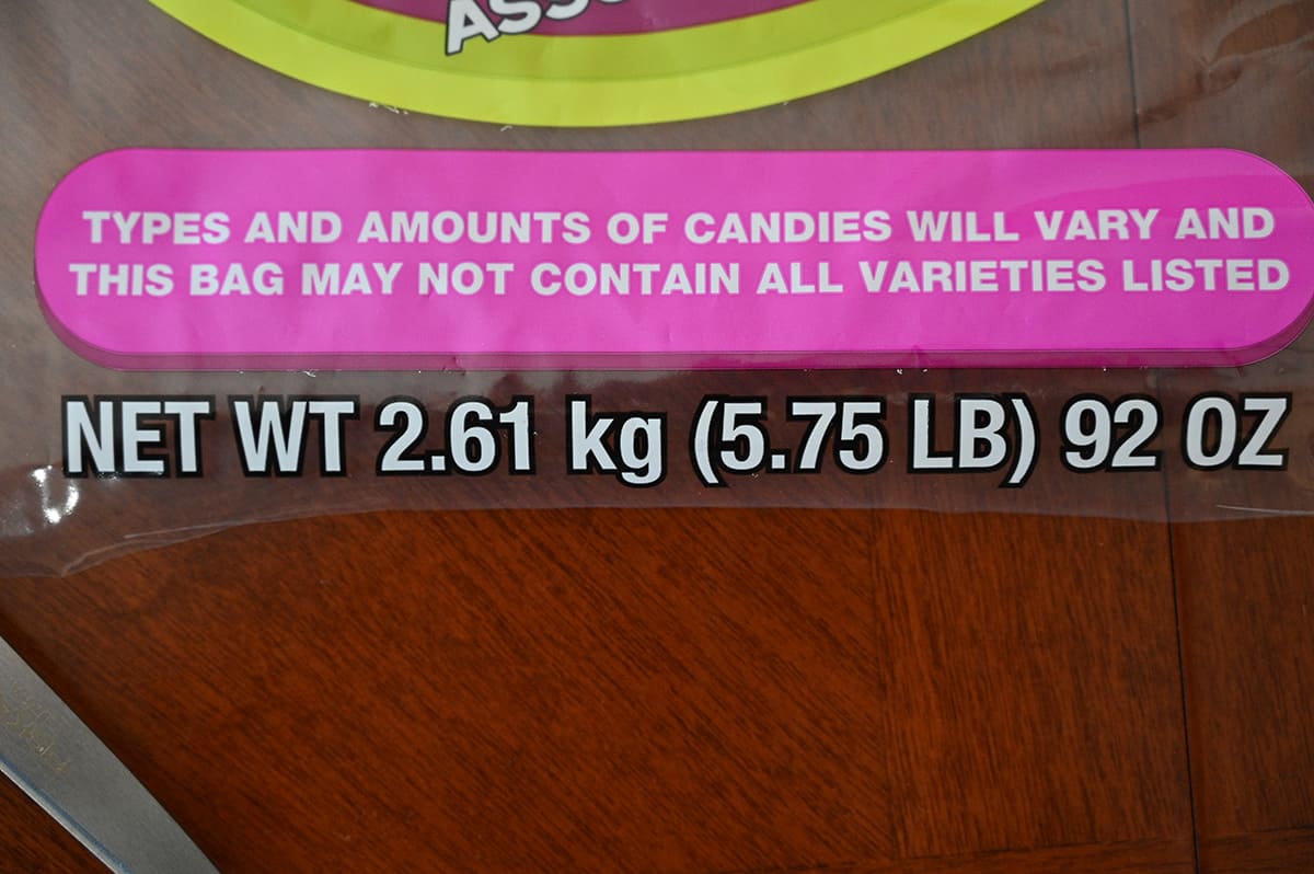 Top down closeup image of the United States Funhouse Treats bag weight.