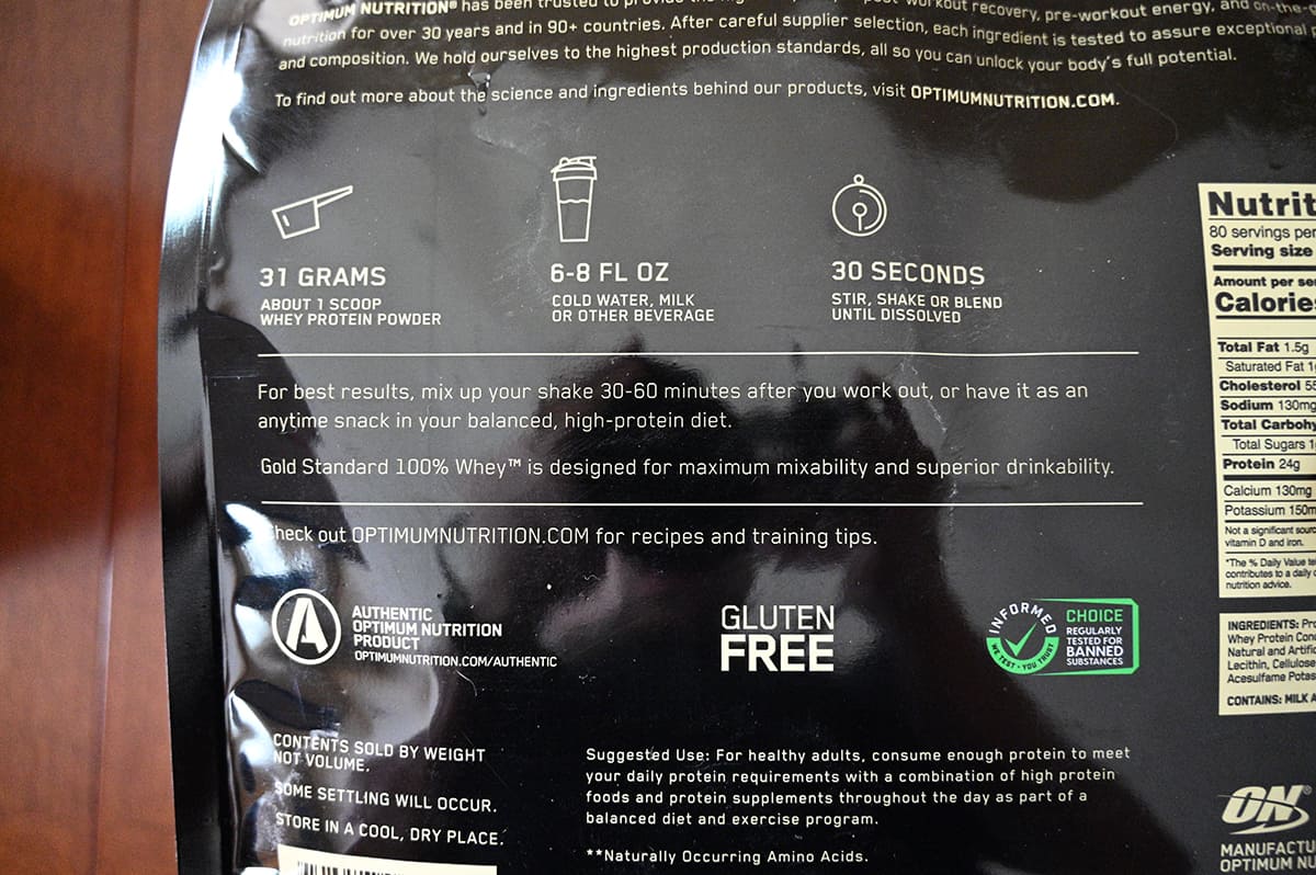 Image of the back of the bag of protein powder showing recommendations to have the protein powder 30 to 60 minutes after working out.