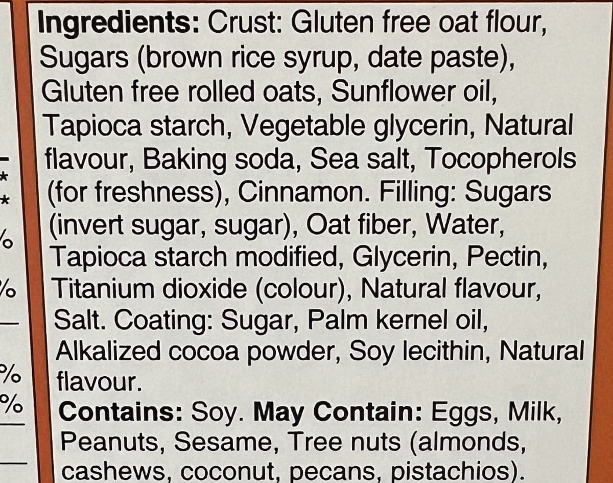 Image of the ingredients for the s'more's bars from the back of the box. 