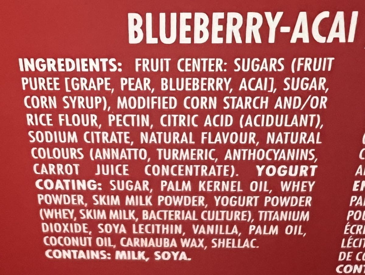 Image of the ingredients for the blueberry-acai fruit snacks from the side of the box.