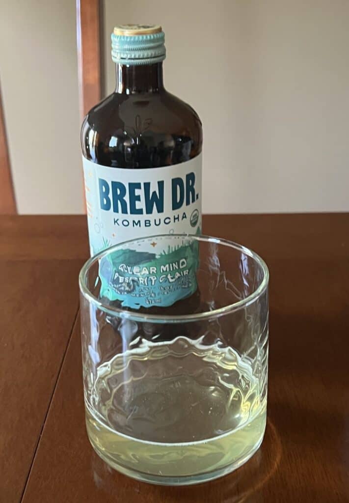 Image of a glass of Clear Mind kombucha. 