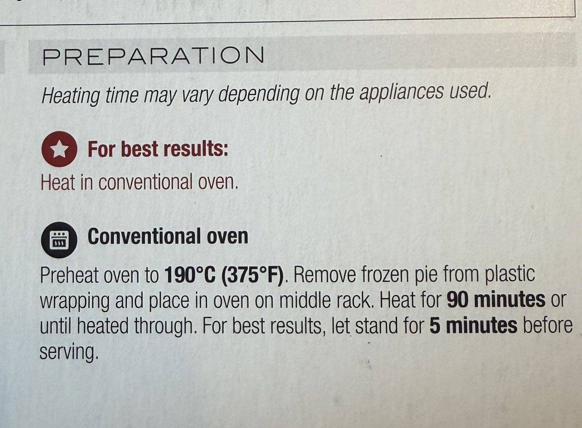 Image of the cooking instructions for the tourtière from the back of the box.