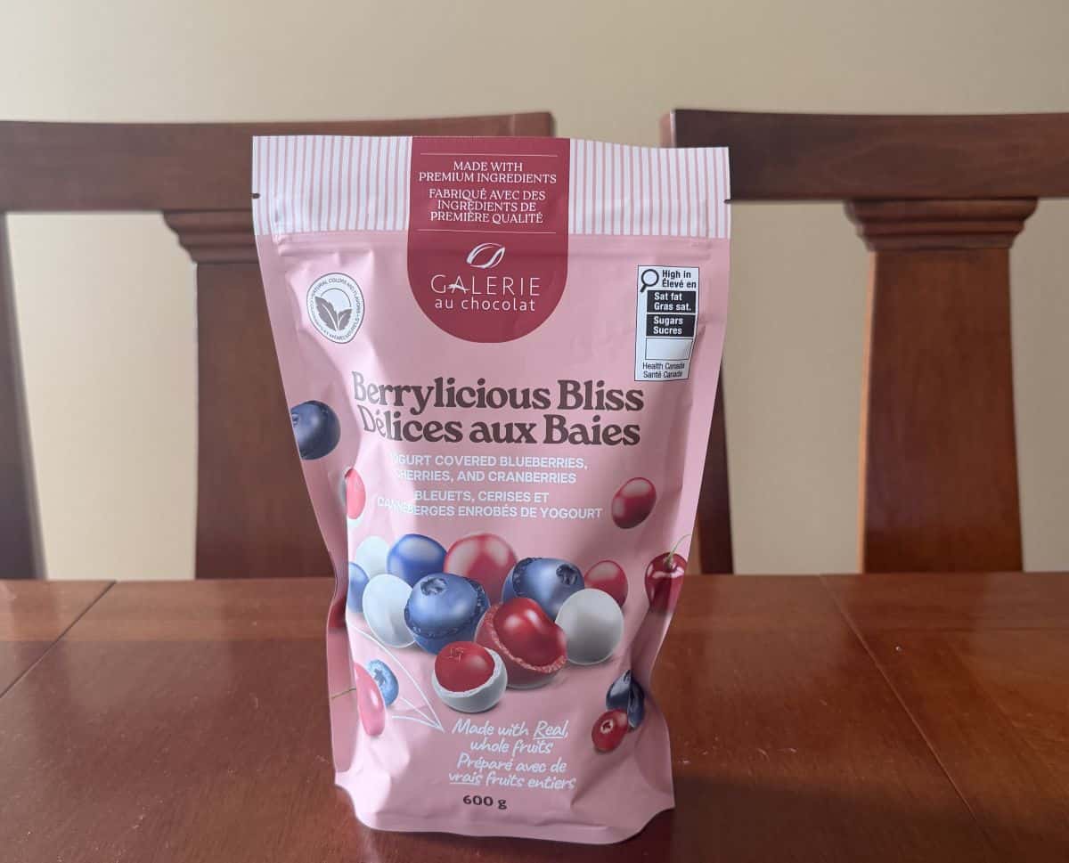 Image of the Costco Galerie Au Chocolate Berrylicious Bliss bag sitting on a table unopened.